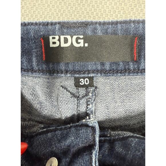 BDG Embroidered Aztec Denim Shorts Size 30 - Picture 6 of 8